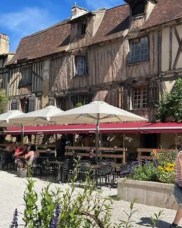 Poitevins * Saint-Astier (Lot-et-Garonne)